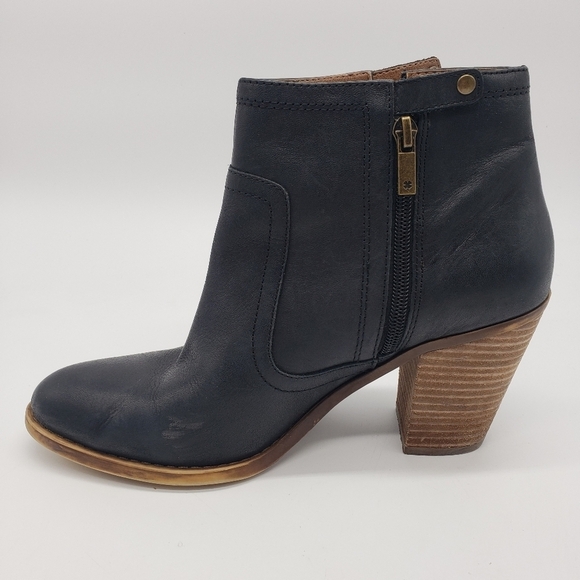 Lucky Brand women US 9.5 black ankle booties leather stacked heel side zip snap - Picture 6 of 14